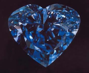 Diamond Amsterdam | sparkling experience A RARE BLUE THE HEART OF ETERNITY
